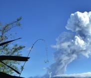 Poas Volcano working on it